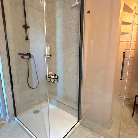 Le Penthouse Eiffel Apartment